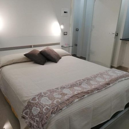 B&B Oplonti Resort トッレ・アンヌンツィアータ エクステリア 写真