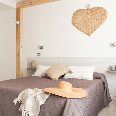 B&B Oplonti Resort トッレ・アンヌンツィアータ エクステリア 写真